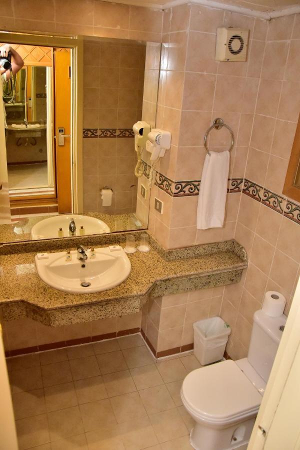 Budget Double Room,1319444218:JPEG